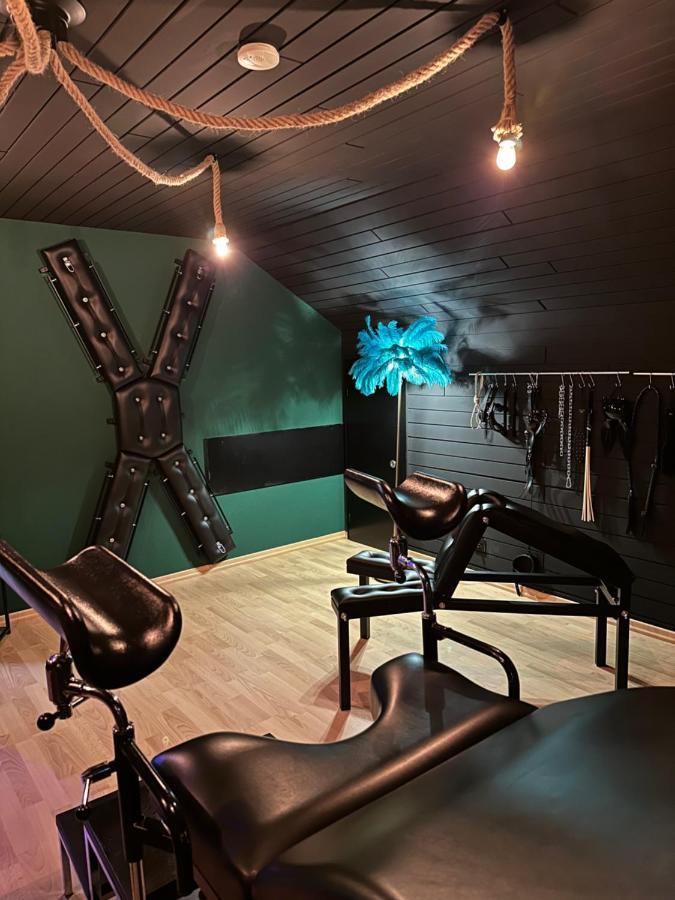 Erwachsenenhotel Bdsm Apartment Hotel Emotion Apartments Mit Privater Sauna Vlotho Eksteriør bilde